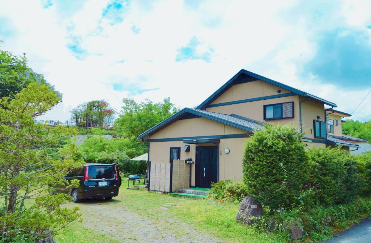 富士の樱house 宝栄 Βίλα Fujikawaguchiko Εξωτερικό φωτογραφία